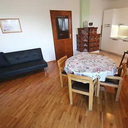 Ananas 2 Apartment
